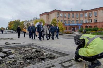 Роман Старовойт - Глава Курской области остался недоволен ходом реализации проекта «Легенды дворов» во Льгове - chr.mk.ru - Курская обл.