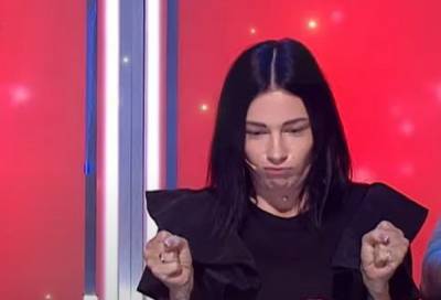 Анастасия Приходько - Судья шоу "Співають всі" Приходько после откровений о болезни показала романтику с мужем: "На берегу озера" - sport.politeka.net - Украина