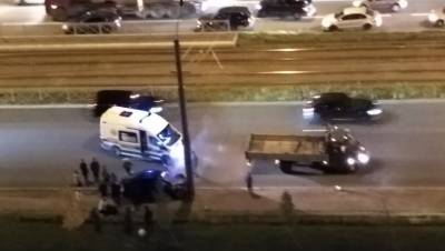 Ford - В Петербурге таксист не справился с управлением и погиб в ДТП на Дальневосточном - dp.ru - Санкт-Петербург