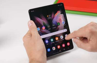 Взорвался первый складывающийся смартфон Samsung Galaxy Z Fold3 - actualnews.org - Южная Корея - Twitter