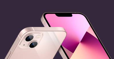 Apple Iphone - В Москве мужчине заплатили за iPhone 13 билетами из "банка приколов" - ren.tv - Москва