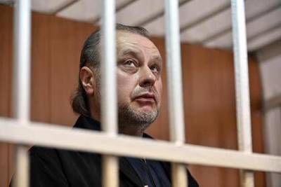 Олег Коршунов - Осужденный за миллионные растраты бывший замглавы ФСИН тяжело заболел в СИЗО - lenta.ru