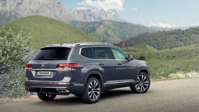 Названа стоимость нового кроссовера Volkswagen Teramont для России - iz.ru - Россия - Израиль