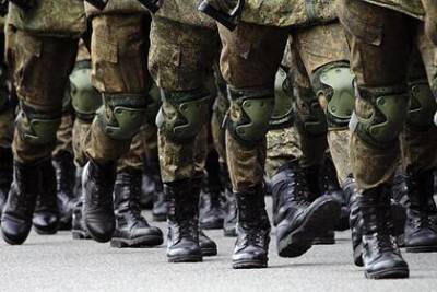 Срочник опроверг существование дедовщины в части с двумя умершими солдатами - lenta.ru - Москва - Свердловская обл.