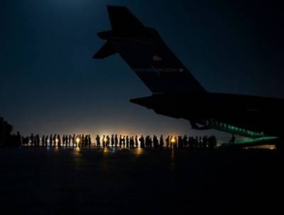 Американцы стали миролюбивей - vpk-news.ru - США - Reuters
