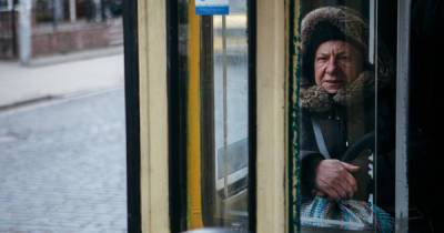 Ніколи не робіть цього у громадському транспорті. 10 найгірших звичок пасажирів - 24tv.ua