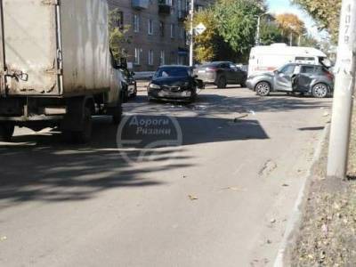 В ДТП на улице Октябрьской в Рязани пострадала 35-летняя рязанка - 7info.ru - Рязань