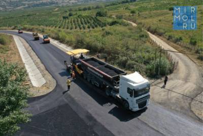 В Дагестане в текущем году отремонтируют 4 км автомобильной дороги Мамедкала – Хучни - mirmol.ru - Махачкала - респ. Дагестан - район Табасаранский