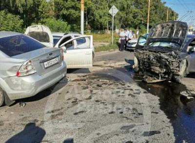 Ford - В Рязани ищут очевидцев массового ДТП на улице Спортивной - ya62.ru - Россия - Рязанская обл. - Рязань