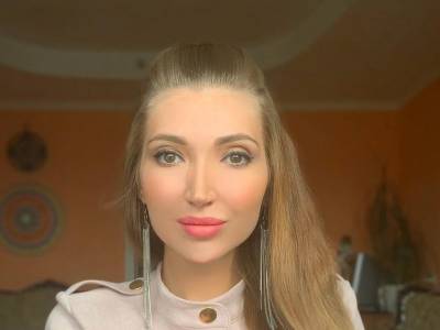«Зарабатывала по 300 тысяч»: россиянка рассказала, как трудилась собутыльницей - bloknot.ru - Южная Корея - Екатеринбург - Корея