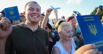 EUobserver: Германия предлагает лишить безвиза Украину, Грузию и Молдову - dsnews.ua - Украина - Молдавия - Грузия - Германия - Ляйен