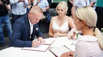 Светлана Уханева - Около 60 тысяч браков заключили в Москве с начала 2021 года - vm.ru - Москва