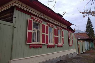 Волонтеры отреставрировали дом 1928 года постройки в тюменском районе - lenta.ru - Тюмень