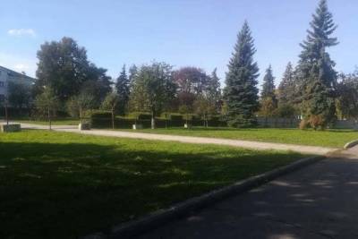 В зоне ЮНЕСКО Ярославля появился двойной забор - yar.mk.ru - Ярославль