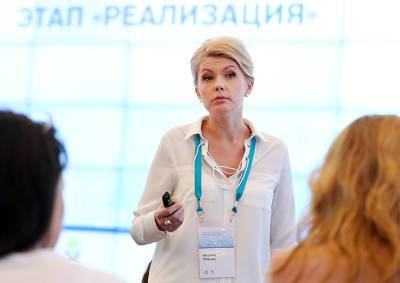 Марина Ракова - Экс-замглавы Минпросвещения заподозрили в мошенничестве - tvc.ru - Россия