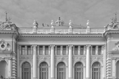 Скончалась балерина Нина Сахновская - mk.ru