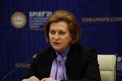 Анна Попова - Глава Роспотребнадзора заявила о росте заболеваемости COVID-19 в восьми регионах - lenta.ru - Россия