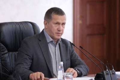 Владимир Путин - Юрий Трутнев - Юрий Трутнев предложил выплачивать по 1 млн жителям ДВ за третьего ребенка - hab.aif.ru - Россия - Хабаровск