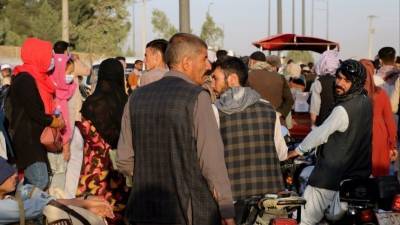 Давка произошла на границе Афганистана после закрытия коридора для беженцев - 5-tv.ru - США - Афганистан - Пакистан