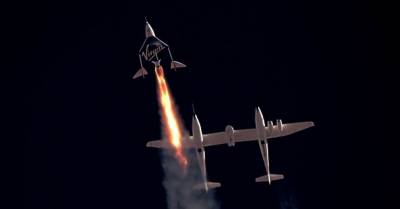 Ричард Брэнсон - Virgin Galactic запретили летать. Власти расследуют отклонение от курса во время полета Брэнсона - rus.delfi.lv - США - New York - Латвия