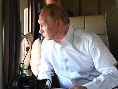 Владимир Путин - Дмитрий Песков - Михаил Ковальчук - Путин опять признался, что у него нет смартфона - rosbalt.ru - Россия