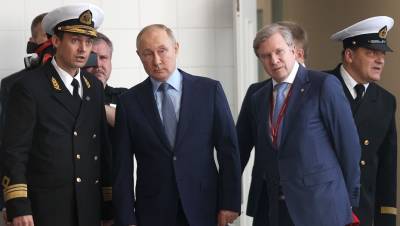 Владимир Путин - Путин призвал ввести регулярные грузовые рейсы из Владивостока в Петербург - dp.ru - Санкт-Петербург - Владивосток