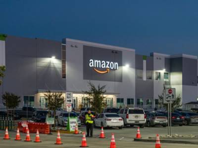 Amazon будет платить работникам за пунктуальность - unn.com.ua - Украина - Киев - Англия
