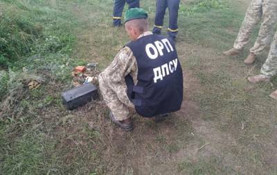 Возле базы отдыха в Кирилловке обнаружили взрывчатку и боеприпасы - korrespondent.net - Украина - район Мелитопольский - Донецкая обл. - Азовское Море