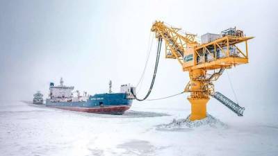 Александр Дюков - «Газпром нефть» заправит морские суда «зелёным» топливом - iz.ru - Россия - Израиль