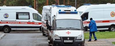 В России снова выявлено менее 19 тысяч новых случаев заражения COVID-19 - runews24.ru - Москва - Россия