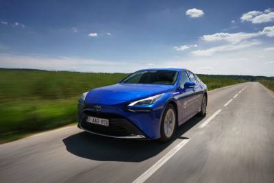 В Україні сертифікували перший водневий автомобіль — це Toyota Mirai (але поки його будуть заправляти в Польщі) - itc.ua - Україна