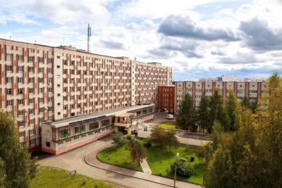 В ярославской областной больнице врачей и медработников отстранили от работы - yar.mk.ru - Ярославская обл. - Ярославль