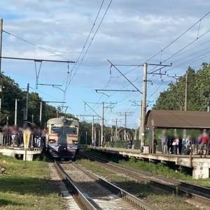 На Киевщине поезд сбил подростка: открыто уголовное производство - reporter-ua.com - Украина - Киевская обл.