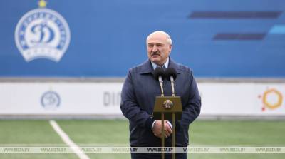 "С мячом должны спать". Лукашенко о результатах в футболе, шальных деньгах и уроках Токио - belta.by - Токио - Белоруссия - Минск