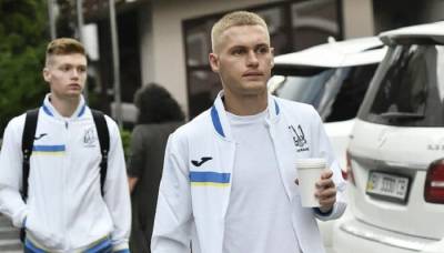 Виталий Буяльский - Александр Зинченко - Буяльский покинул расположение сборной Украины после полученной травмы - sportarena.com - Украина - Казахстан - Франция