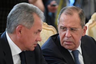 Сергей Шойгу - Владимир Путин - Сергей Лавров - Политолог высказался о возможном переходе Шойгу и Лаврова в Госдуму - lenta.ru