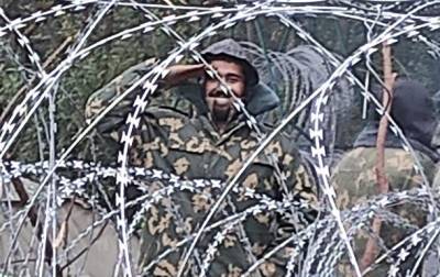 Беларусь выдает нелегалам военную форму - польская погранслужба - korrespondent.net - Украина - Белоруссия - Польша - Варшава