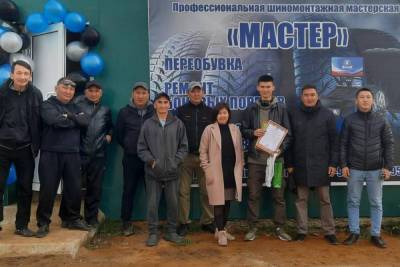 В Намском улусе Якутии предприниматель по соцконтракту открыл шиномонтажную мастерскую - mk.ru - респ. Саха
