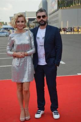 Полина Гагарина - Дмитрий Исхаков - Исхаков о судебном иске к Гагариной: «Не могу войти в дом в отсутствие Полины. Мою дочь растят няни» - ukrpost.biz
