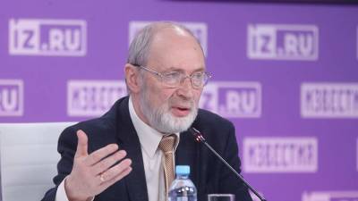 Роман Вильфанд - Вильфанд заявил о возможности позагорать в центре Европейской России - iz.ru - Москва - Россия - Израиль - Московская обл.