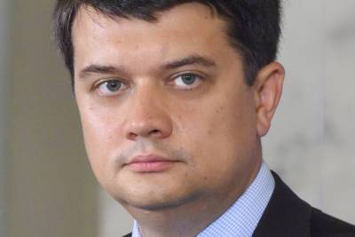 Дмитрий Разумков - Давид Арахамия - Спикер Рады Украины Разумков сообщил о начавшейся процедуре его отставки - mk.ru - Украина