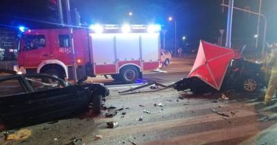 BMW разорвало на части: трое украинцев погибли при ДТП в Польше (фото) - focus.ua - Украина - Польша - Лодзь - Катовице