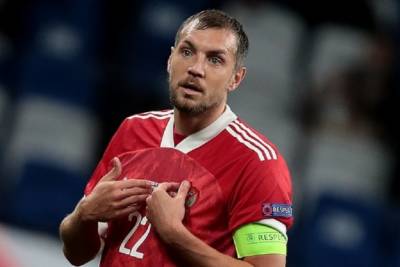 Артем Дзюба - Артем Дзюбу - Олег Романцев - Романцев — о решении Дзюбы не выступать за сборную: "Я бы его в сборную больше не приглашал" - sport.ru - Россия