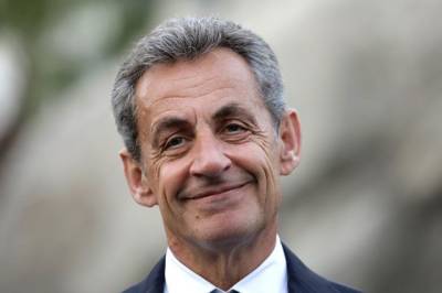 Николя Саркози - Экс-президента Франции Саркози приговорили к году ареста за махинации на выборах - bloknot.ru - Франция - Париж