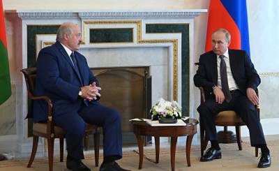 Владимир Путин - Александр Лукашенко - Tygodnik Solidarność (Польша): больше иммигрантов, грубые провокации. Ближайший месяц станет решающим - inosmi.ru - Россия - Белоруссия - Польша - Вильнюс - Минск - Варшава