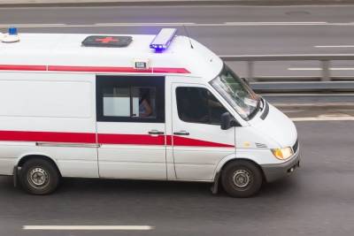 В петербургскую больницу поступила 13-летняя девочка, мать которой не кормит ее и бьет - spb.mk.ru - Санкт-Петербург - р-н Выборгский