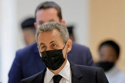 Николя Саркози - В приговоре Саркози увидели «зловещее предупреждение» для конкурентов Макрона - lenta.ru - Франция - Париж