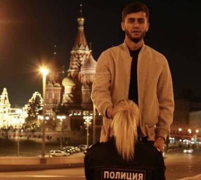 Руслан Бобиев - Второй — пошел: блогера Бобиева вышлют за грязное видео на Красной площади - eadaily.com