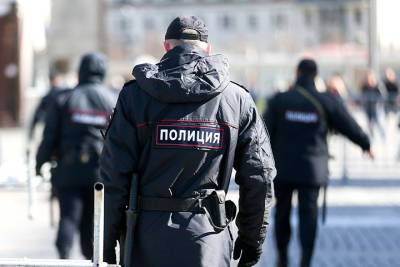 Руслан Бобиев - Полиция задержала блогера за вульгарный снимок на фоне храма в Москве - vm.ru - Москва - Россия