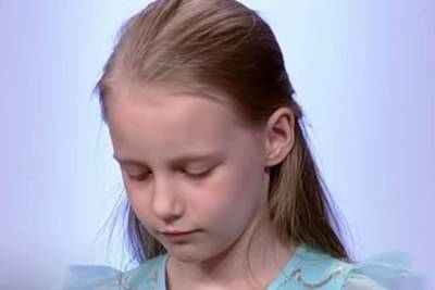 Евгений Тепляков - Алиса Теплякова - Отец 9-летней студентки Алисы Тепляковой заявил об угрозе ее отчисления - mk.ru
